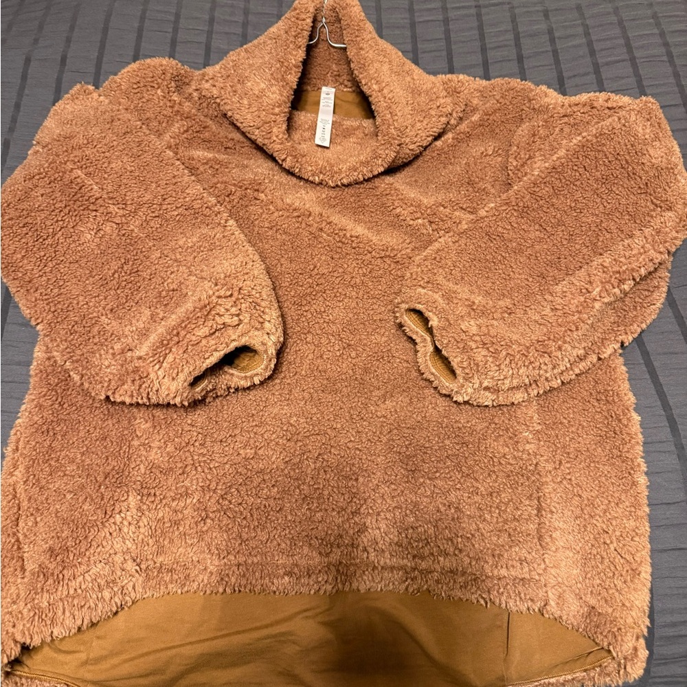 lululemon athletica Tan Cowl Neck Sherpa pullover